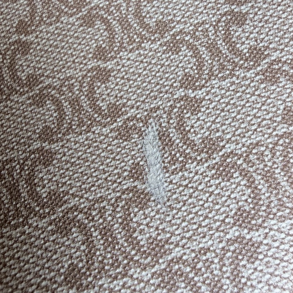 CELINE DUFFLE BAG IN VERY GOOD VINTAGE CONDITION. - Picture 6 of 13